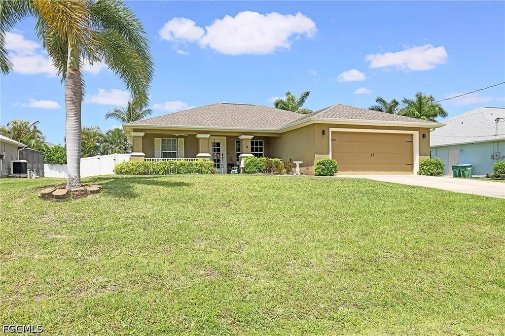3016 SW 23rd Avenue Cape Coral FL 33914