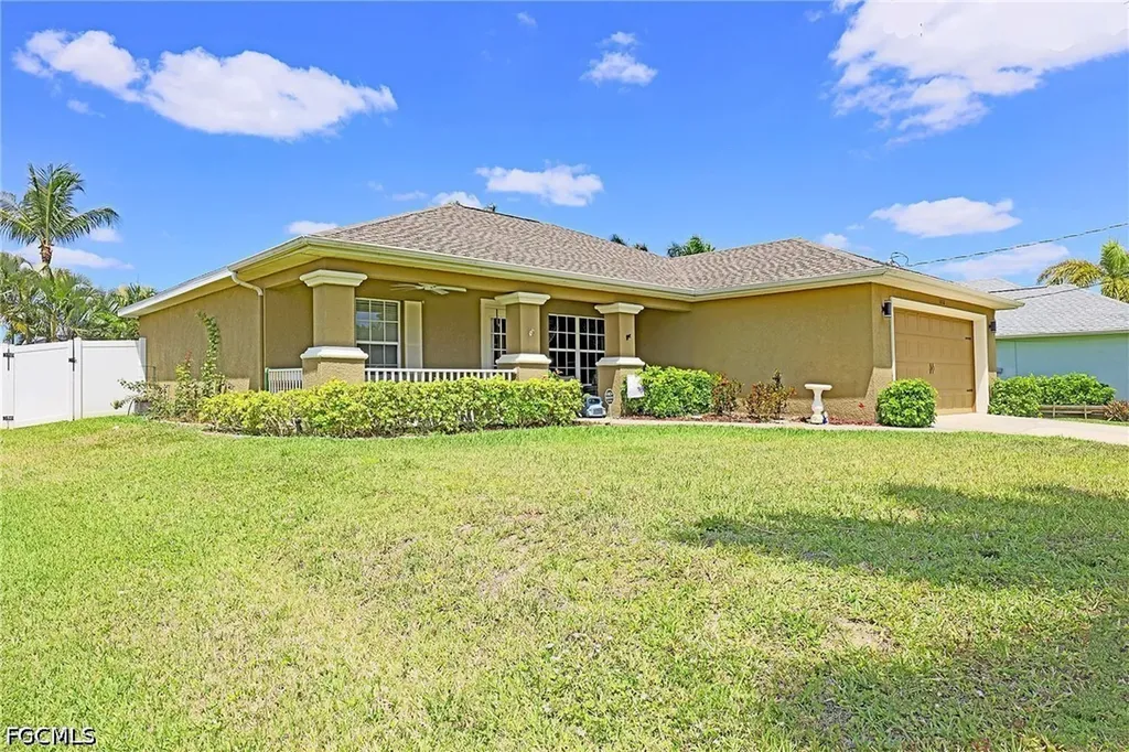 3016 SW 23rd Avenue Cape Coral FL 33914