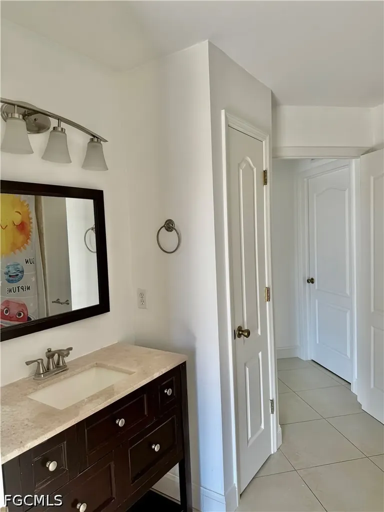 2833 NW 6th Place Cape Coral FL 33993