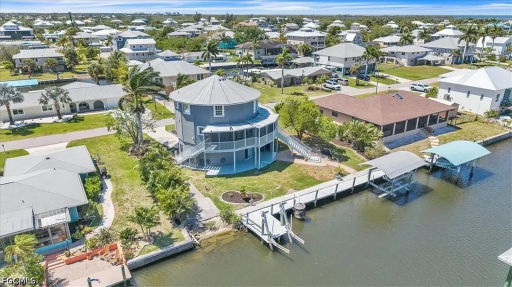 24262 Captain Kidd Boulevard Punta Gorda FL 33955