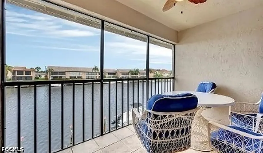 3813 SE 11th Place Cape Coral FL 33904