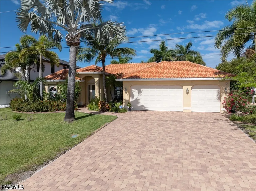 4228 SW 23rd Place Cape Coral FL 33914