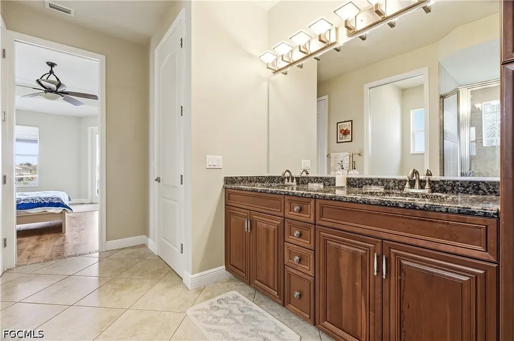 4228 SW 23rd Place Cape Coral FL 33914