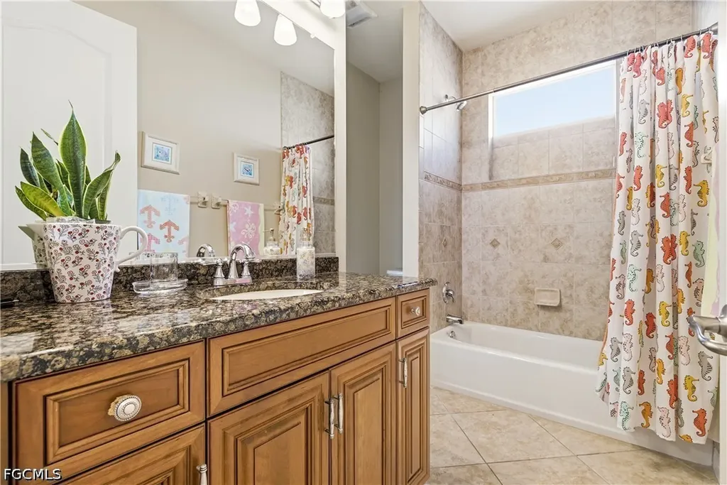 4228 SW 23rd Place Cape Coral FL 33914