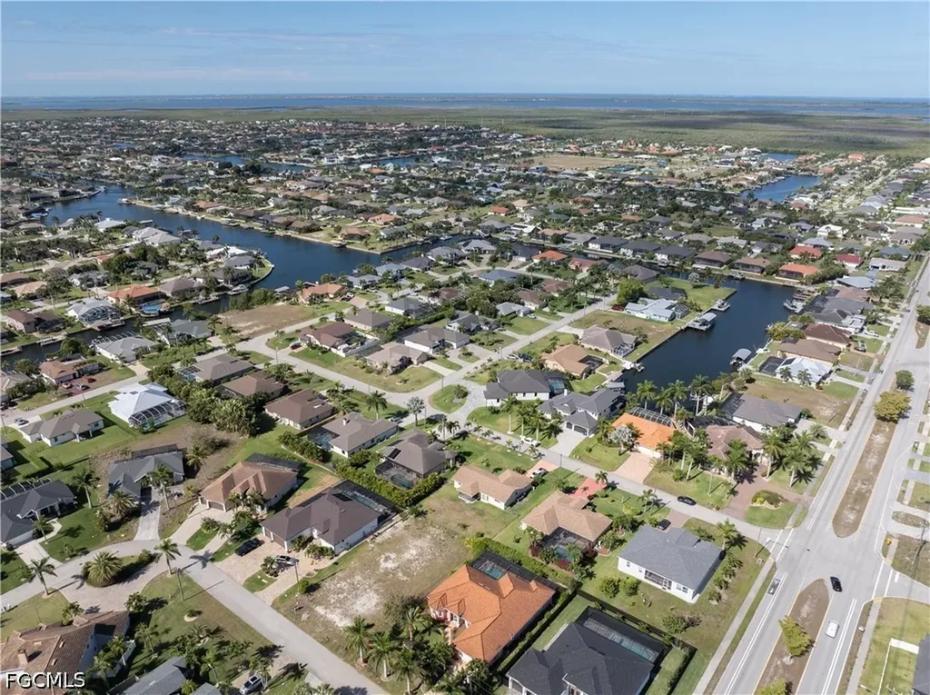 4228 SW 23rd Place Cape Coral FL 33914
