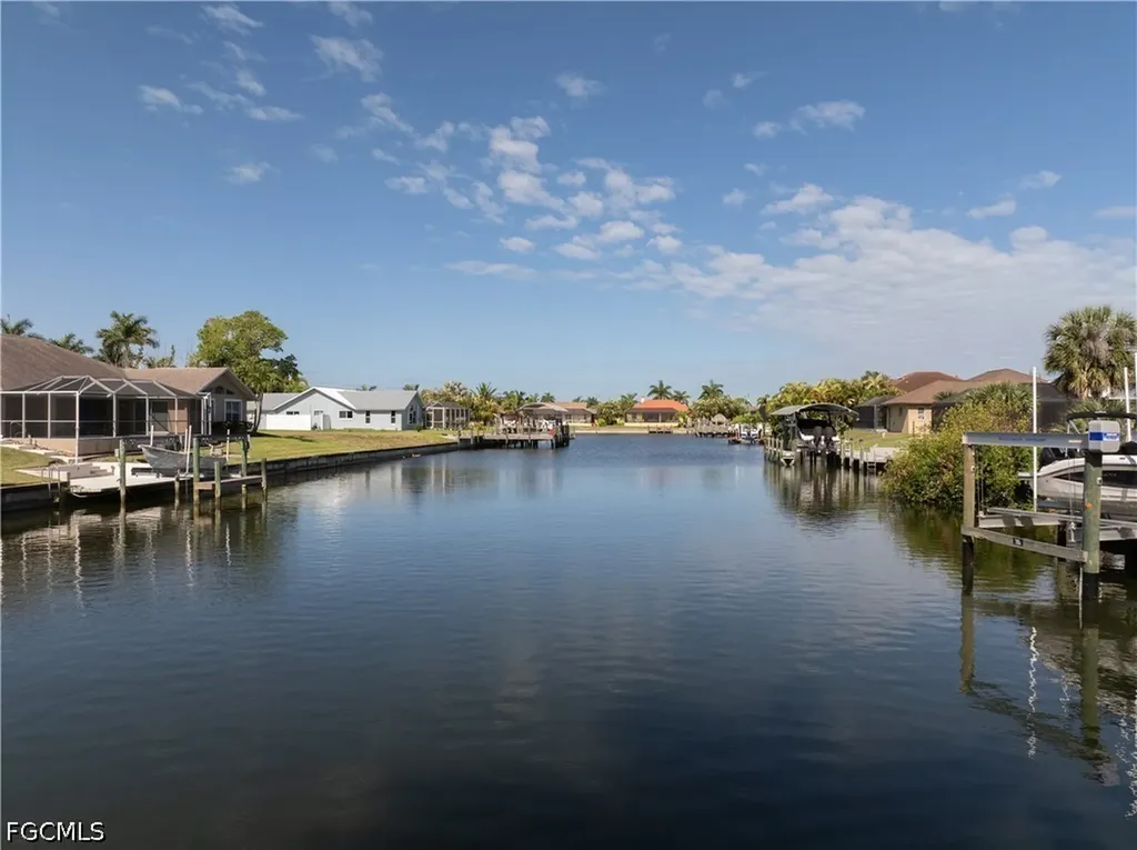 4228 SW 23rd Place Cape Coral FL 33914