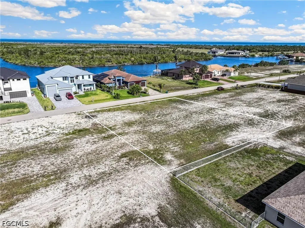 3437 NW 46th Place Cape Coral FL 33993