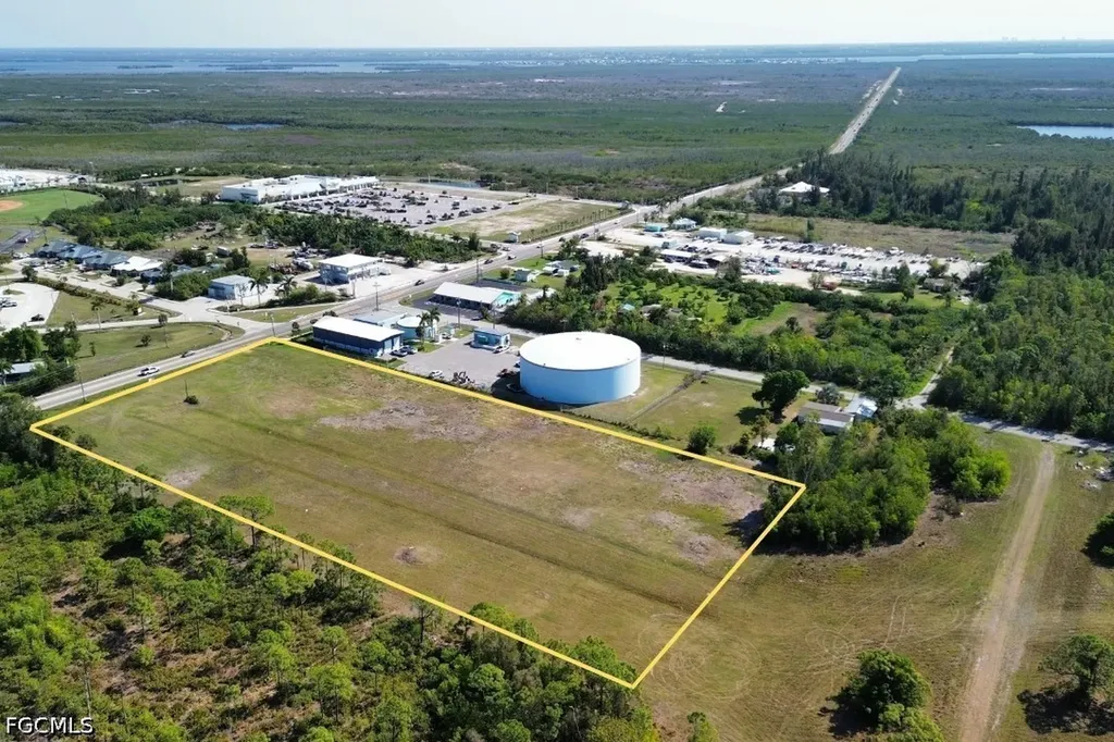 5361 Pine Island Road NW Bokeelia FL 33922