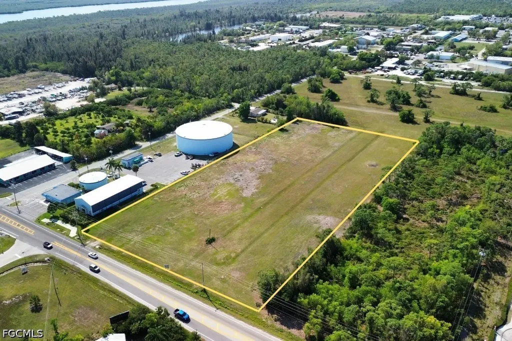 5361 Pine Island Road NW Bokeelia FL 33922