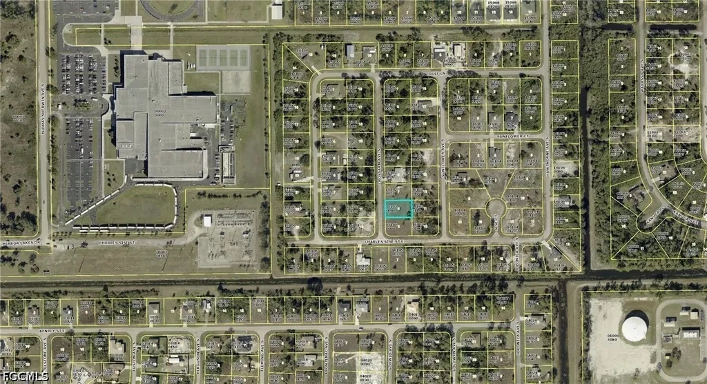 651 Crossarm Avenue S Lehigh Acres FL 33974