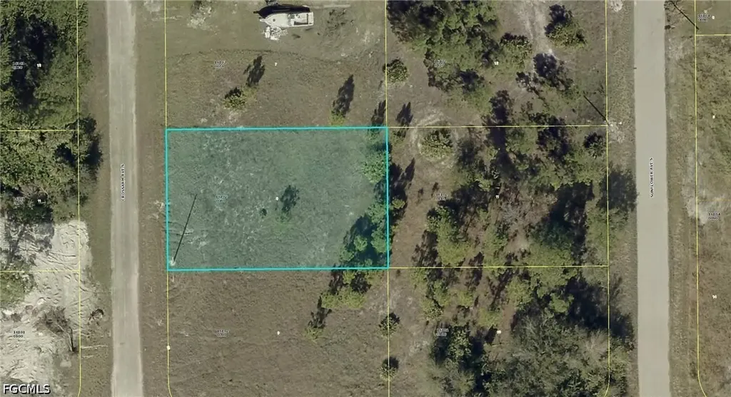 651 Crossarm Avenue S Lehigh Acres FL 33974