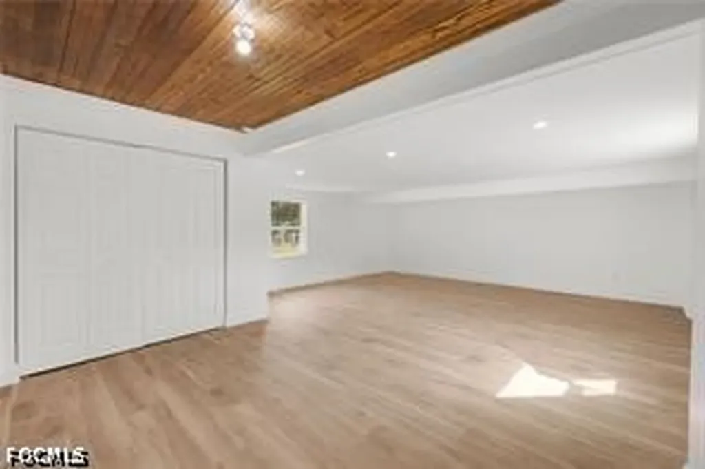 4462 E Riverside Drive Fort Myers FL 33905