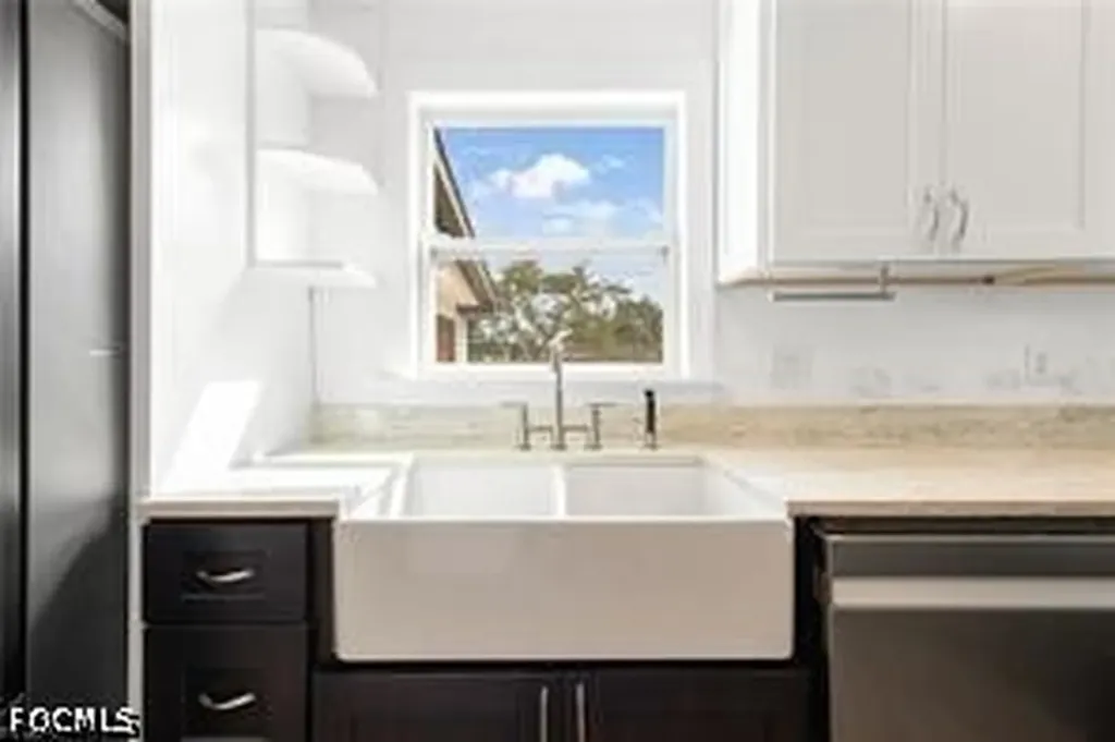 4462 E Riverside Drive Fort Myers FL 33905
