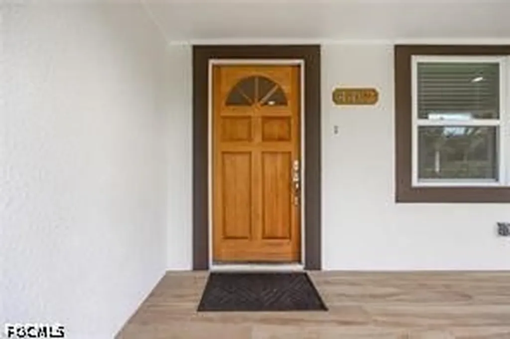 4462 E Riverside Drive Fort Myers FL 33905