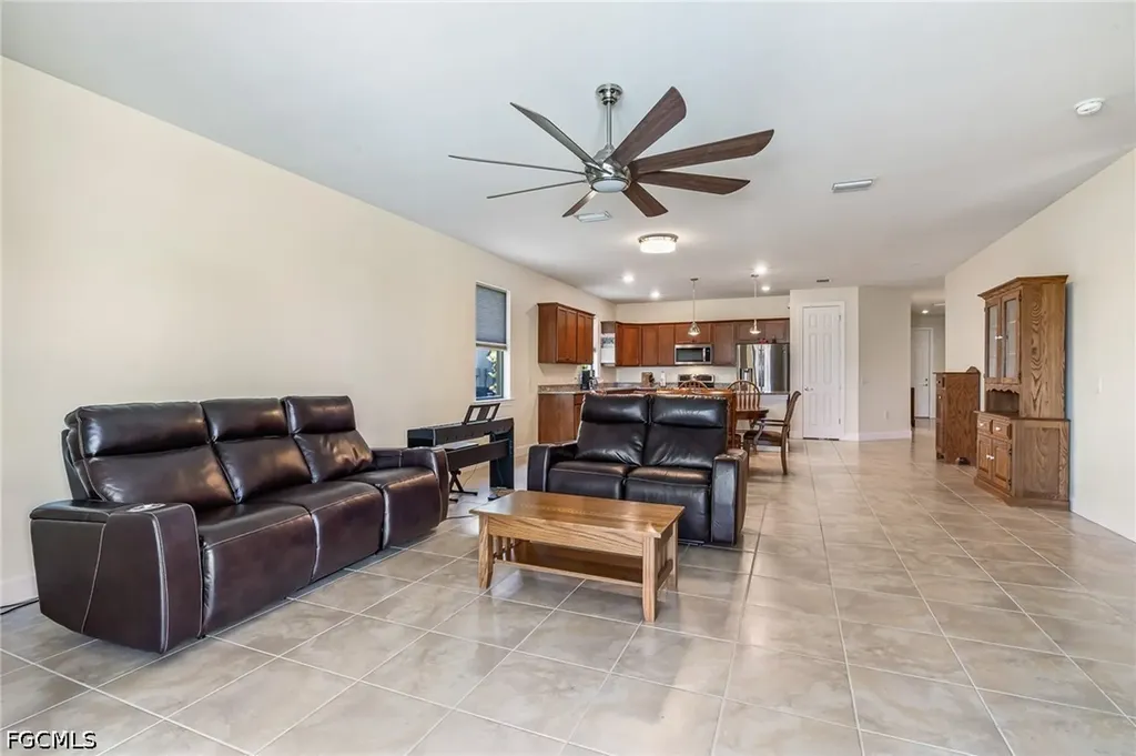 16067 Palmetto Prairie Drive Alva FL 33920