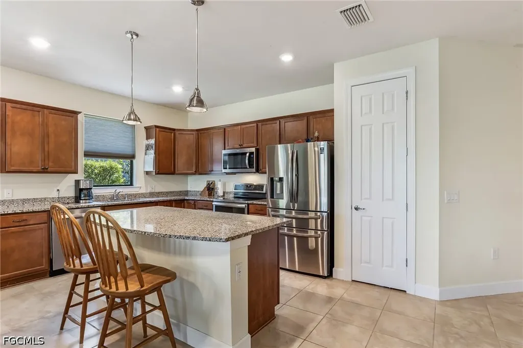 16067 Palmetto Prairie Drive Alva FL 33920