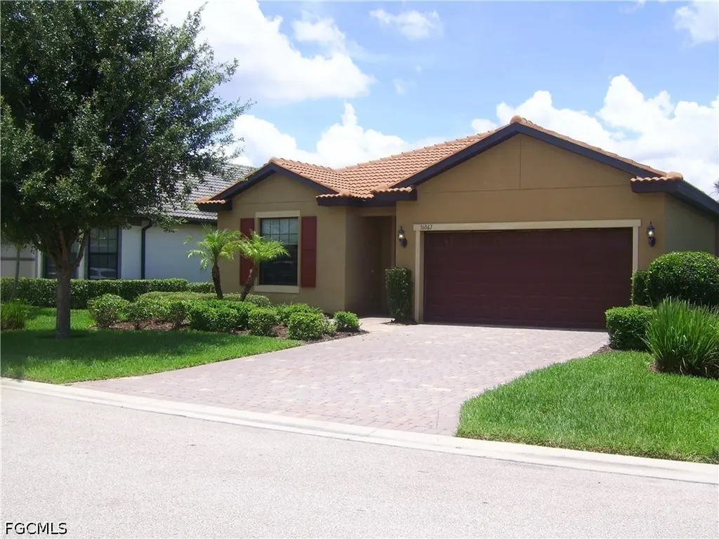 16067 Palmetto Prairie Drive Alva FL 33920