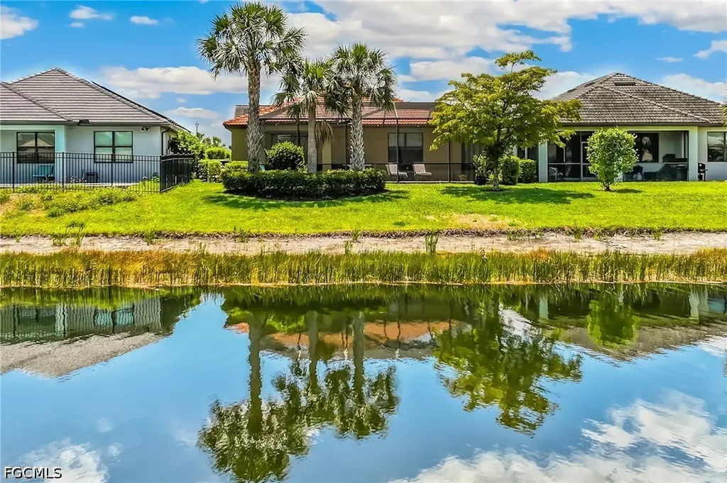 16067 Palmetto Prairie Drive Alva FL 33920