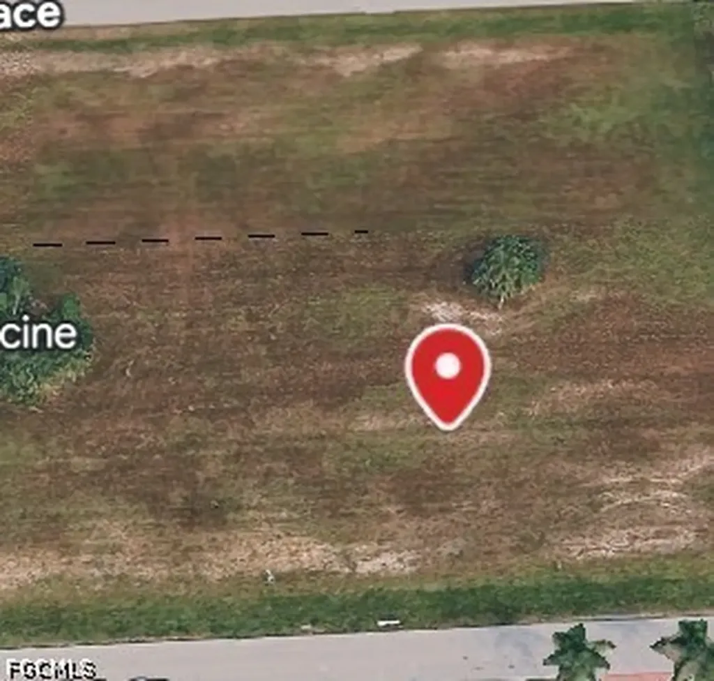 617 SW 4th Street Cape Coral FL 33991