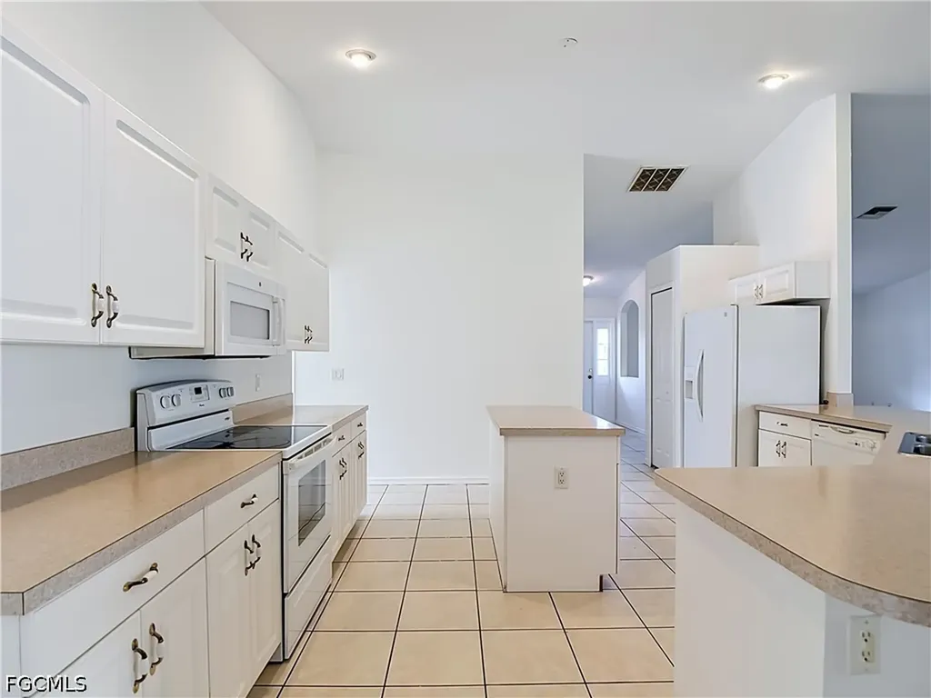1801 SW 47th Terrace Cape Coral FL 33914