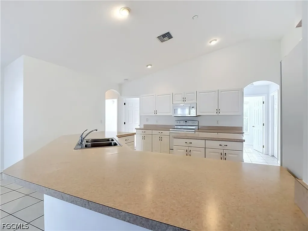1801 SW 47th Terrace Cape Coral FL 33914