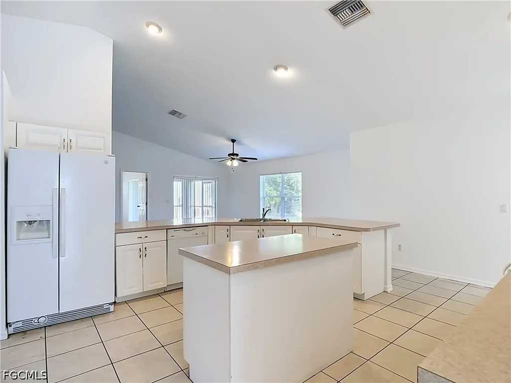 1801 SW 47th Terrace Cape Coral FL 33914