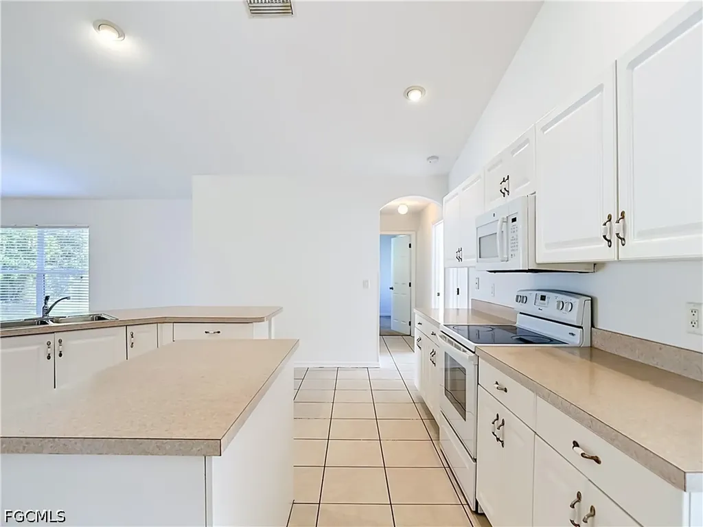 1801 SW 47th Terrace Cape Coral FL 33914