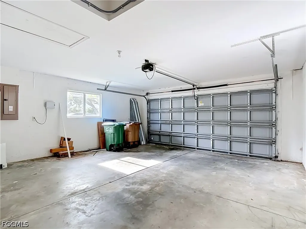 1801 SW 47th Terrace Cape Coral FL 33914