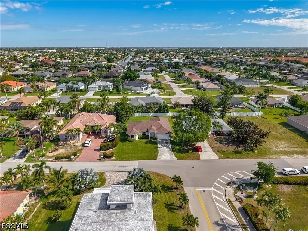 1801 SW 47th Terrace Cape Coral FL 33914