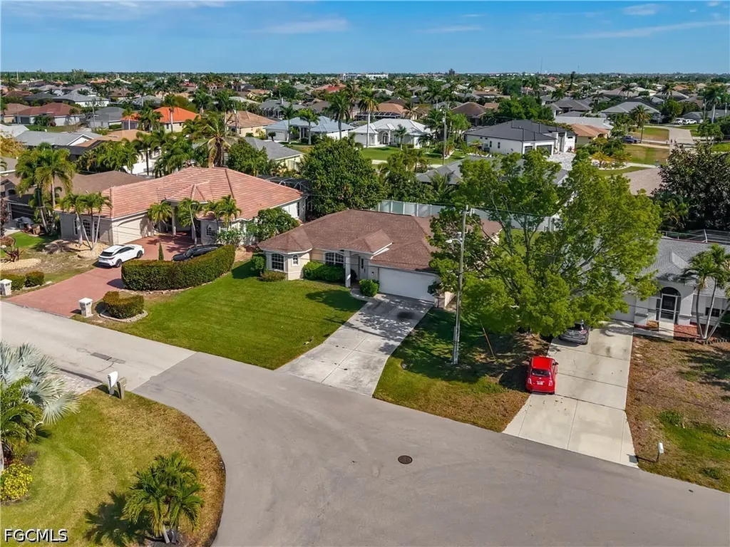 1801 SW 47th Terrace Cape Coral FL 33914