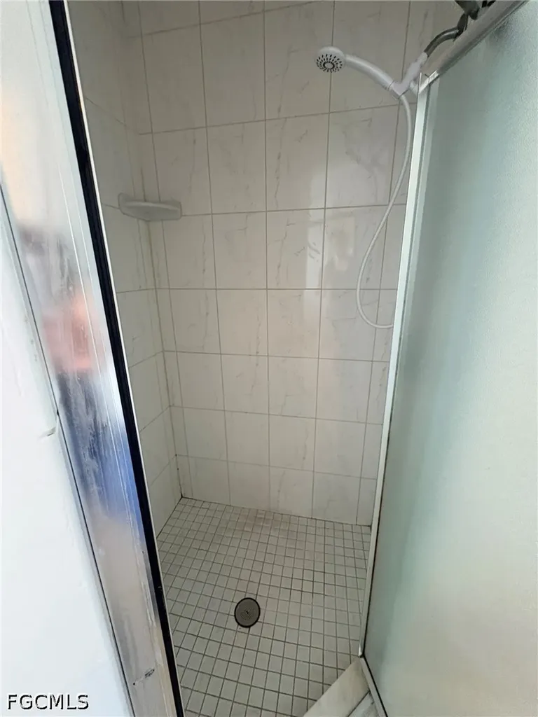 1909 SE Van Loon Terrace Cape Coral FL 33990