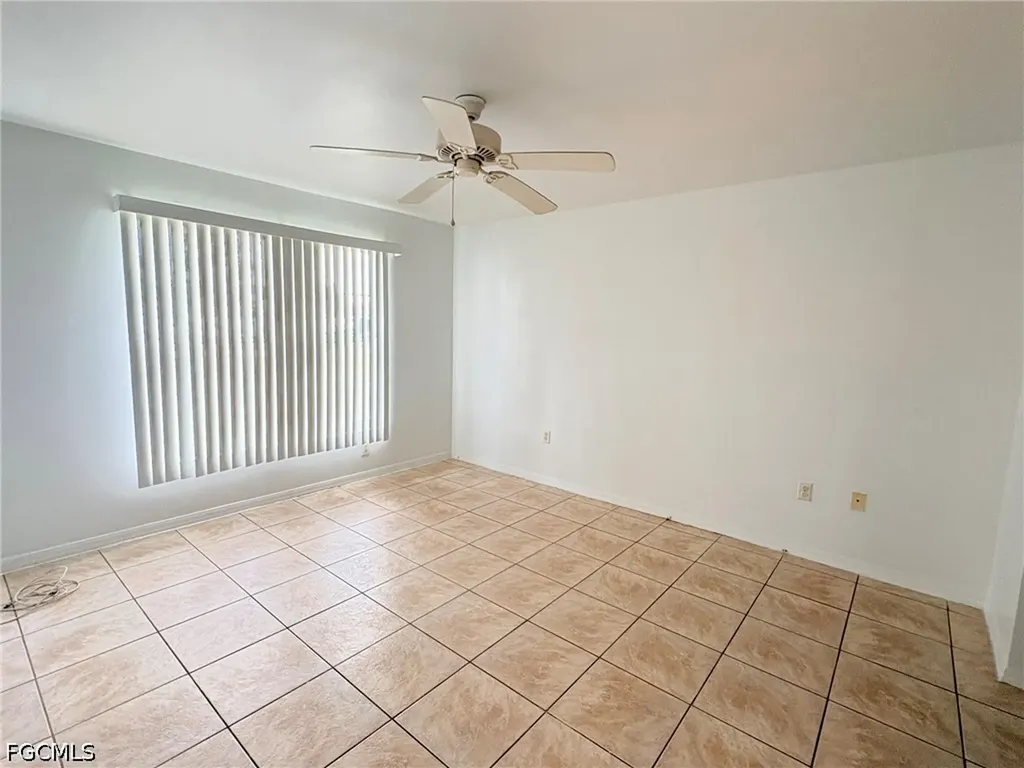 1909 SE Van Loon Terrace Cape Coral FL 33990