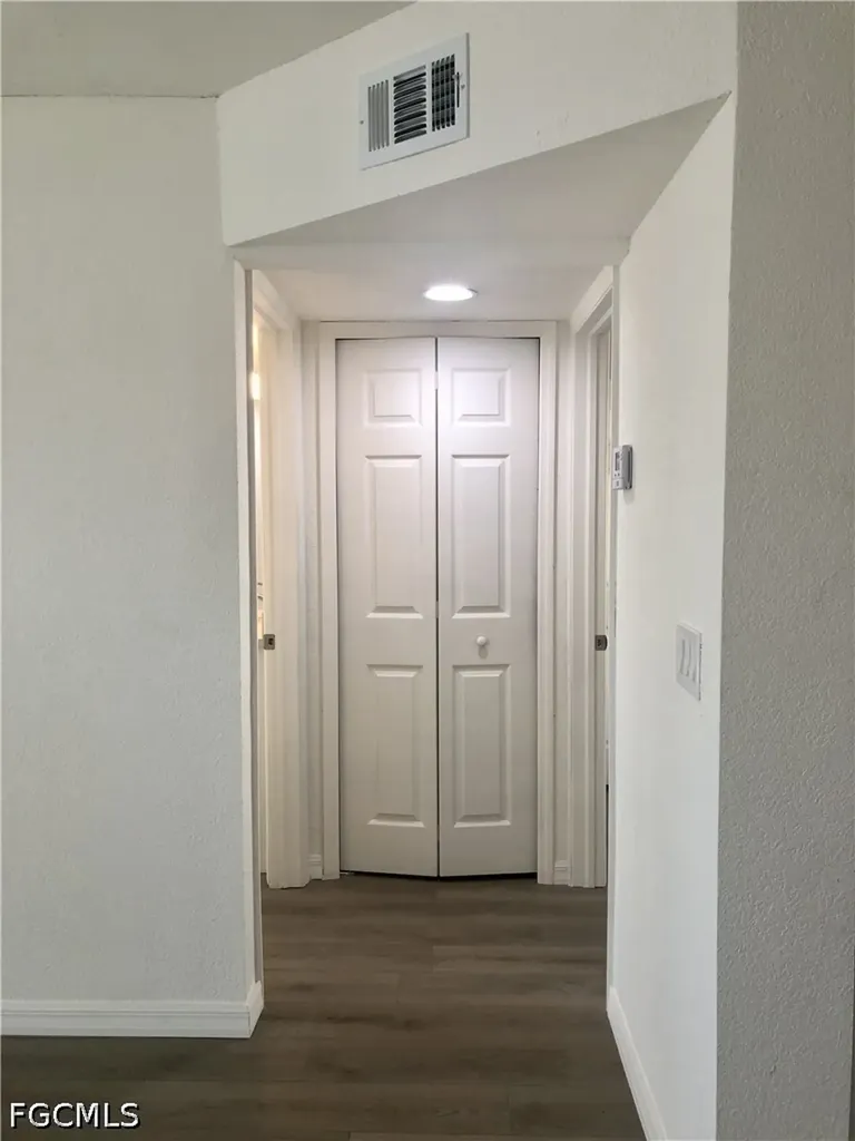 16881 Davis Road Fort Myers FL 33908
