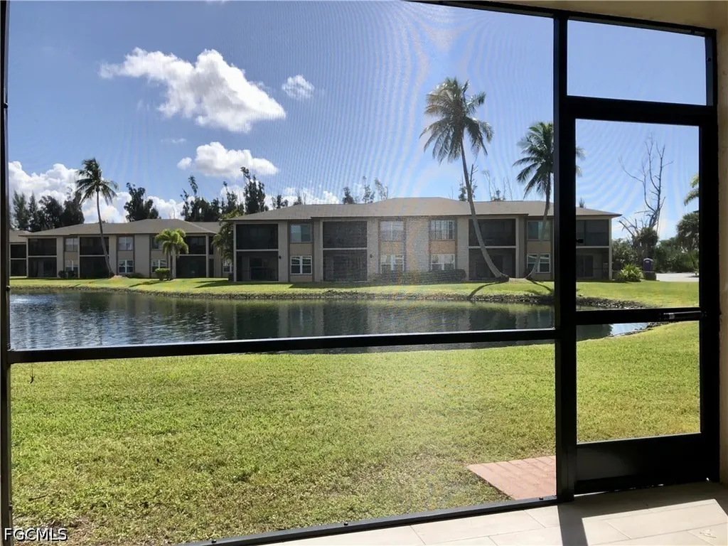 16881 Davis Road Fort Myers FL 33908