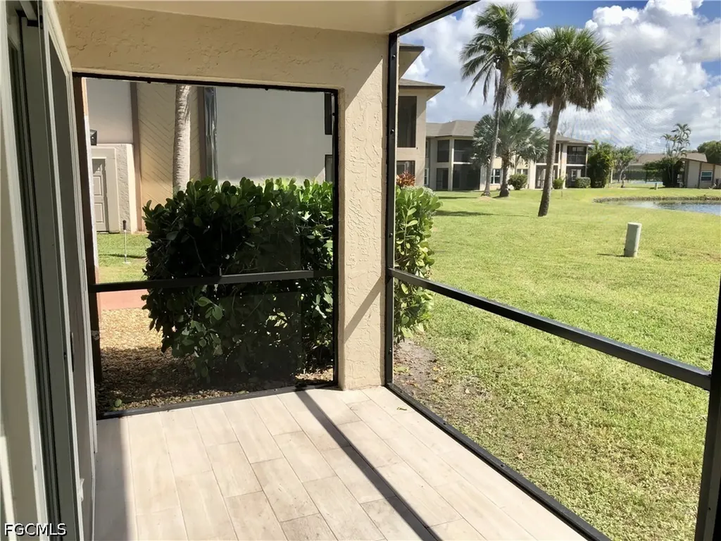 16881 Davis Road Fort Myers FL 33908