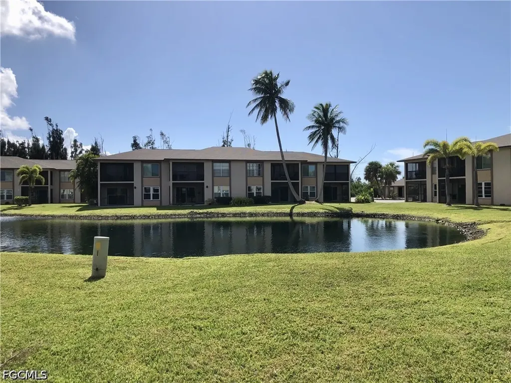 16881 Davis Road Fort Myers FL 33908