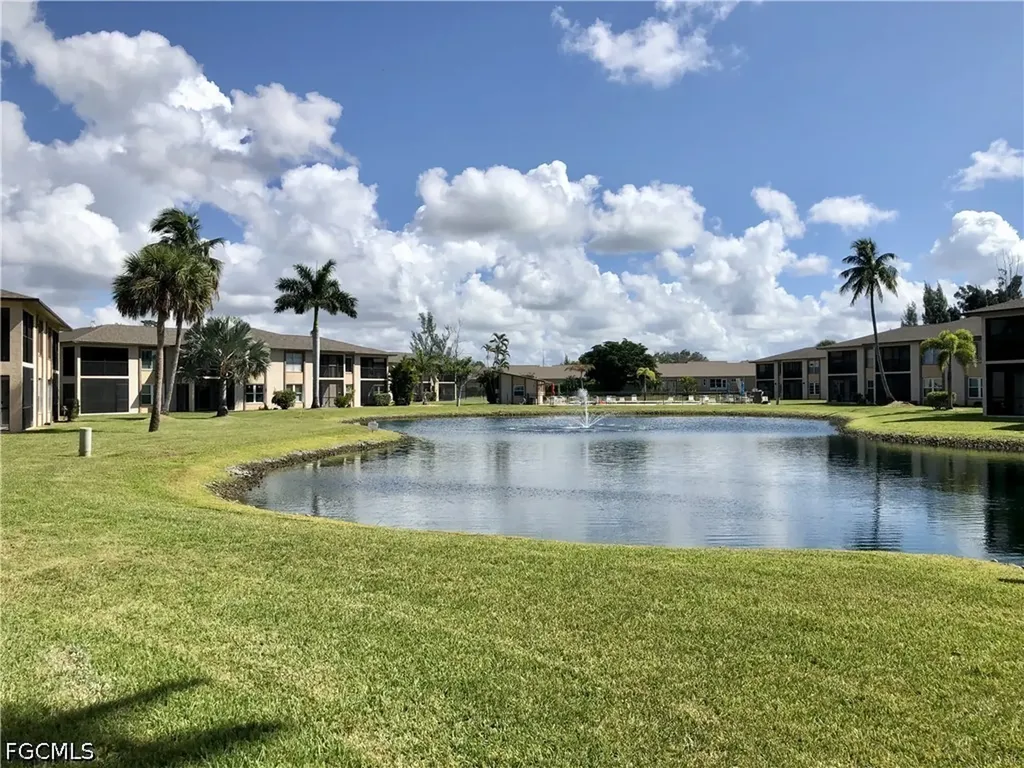 16881 Davis Road Fort Myers FL 33908