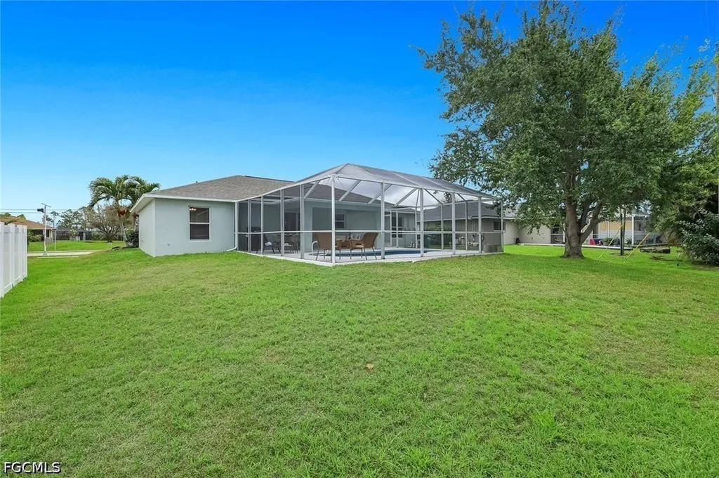 3322 Oasis Boulevard Cape Coral FL 33914