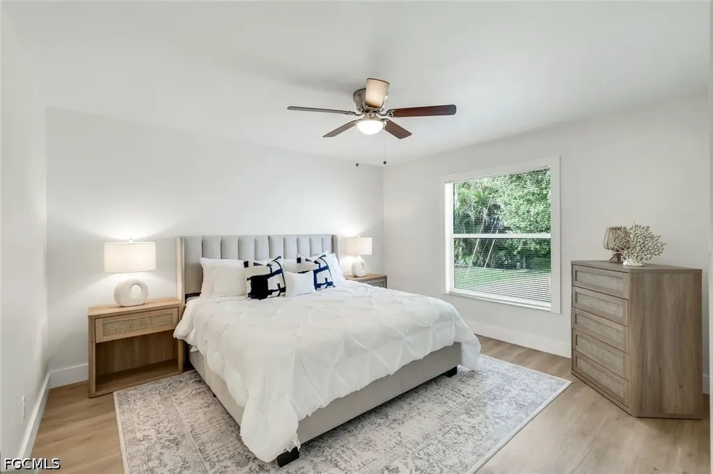 3322 Oasis Boulevard Cape Coral FL 33914