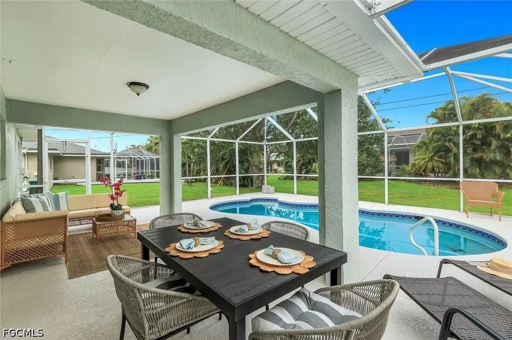 3322 Oasis Boulevard Cape Coral FL 33914
