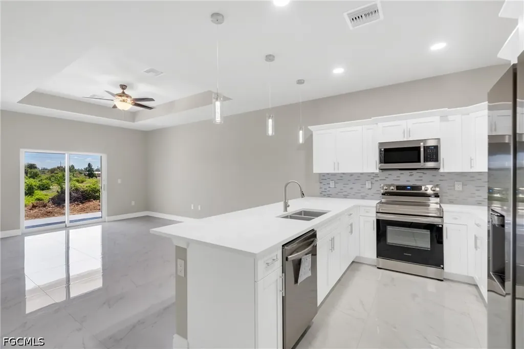 917 Margaret Avenue S Lehigh Acres FL 33974