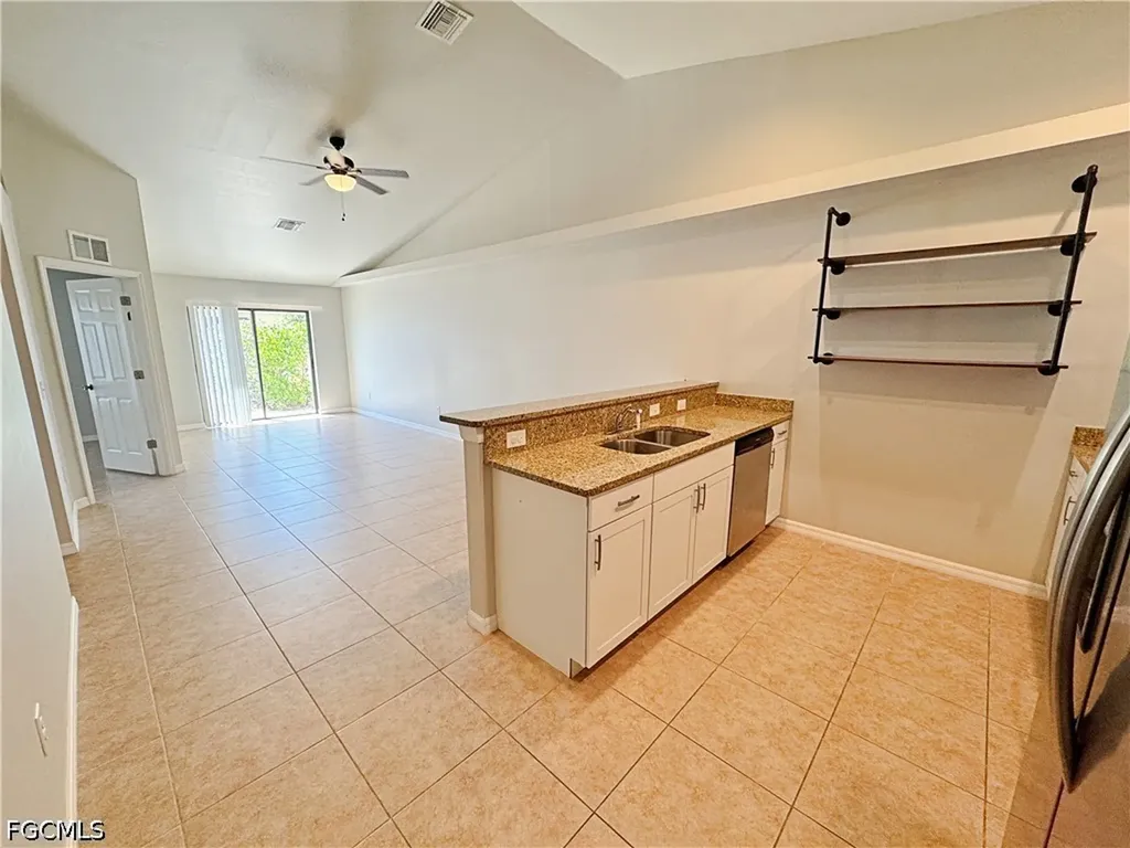 1020/1022 NE 8th Place Cape Coral FL 33909