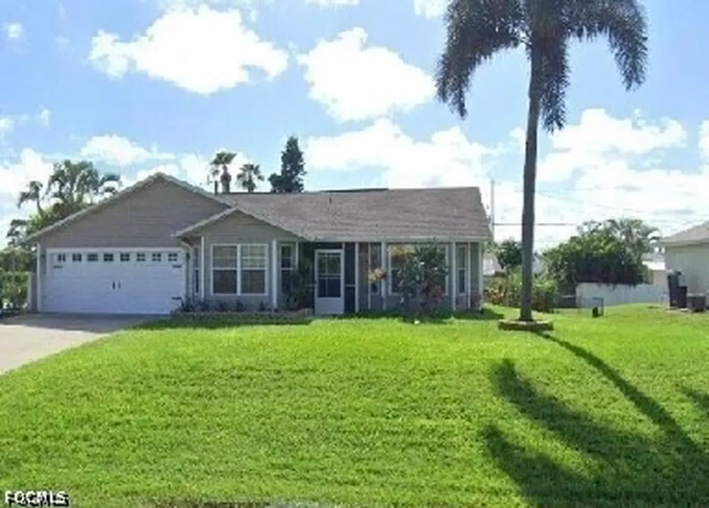 7402 Carrier Road Fort Myers FL 33967
