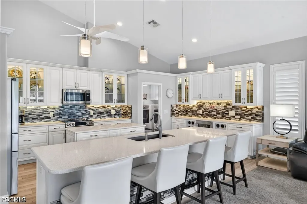 9512 Mariners Cove Lane Fort Myers FL 33919