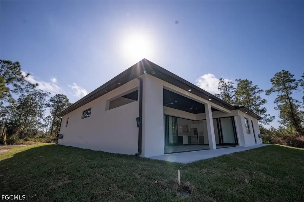 1207 Magnolia Avenue Lehigh Acres FL 33972