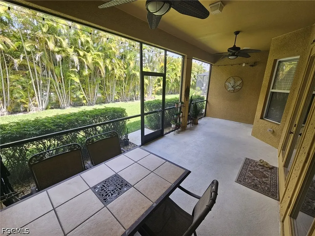 3033 Via Rialto Street Fort Myers FL 33905