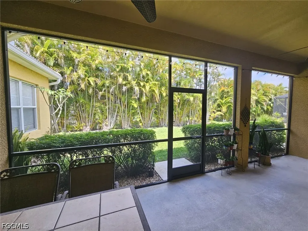 3033 Via Rialto Street Fort Myers FL 33905