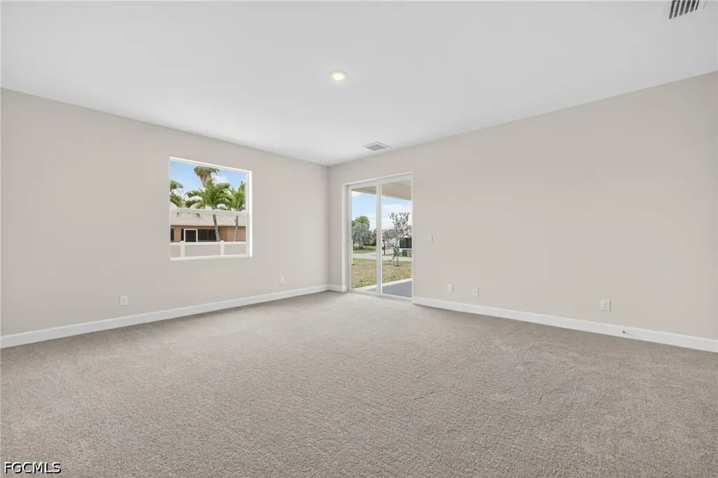 1748 NW 19th Street Cape Coral FL 33993