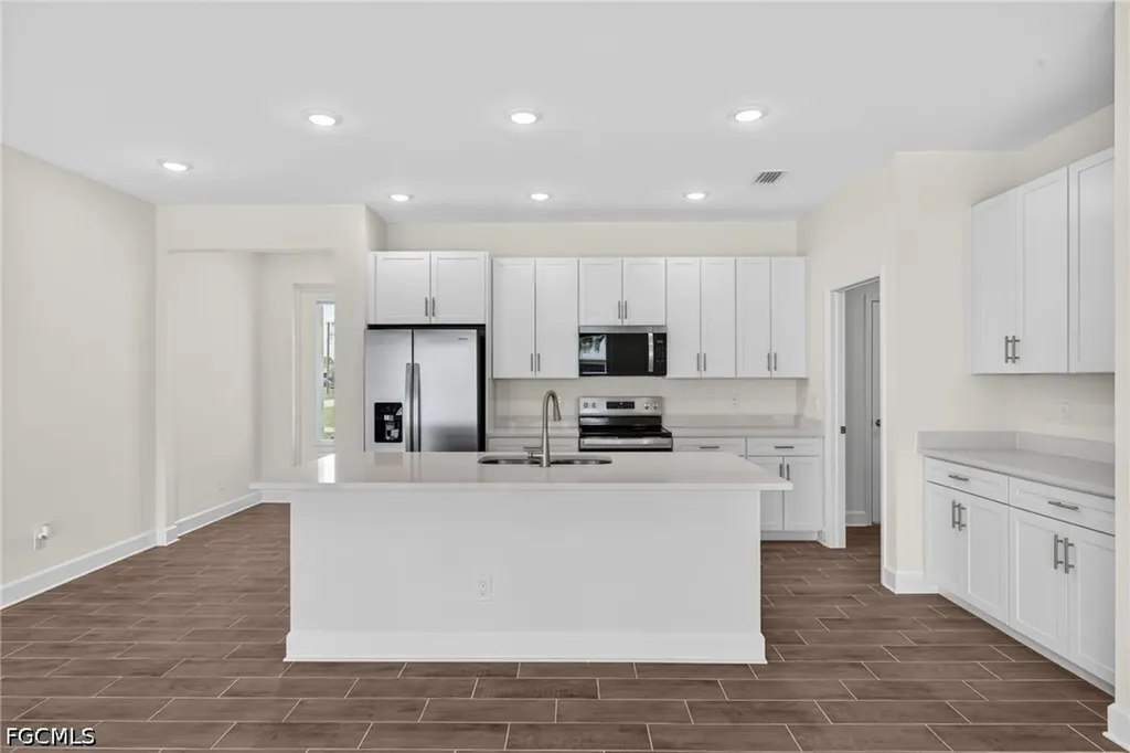 1748 NW 19th Street Cape Coral FL 33993
