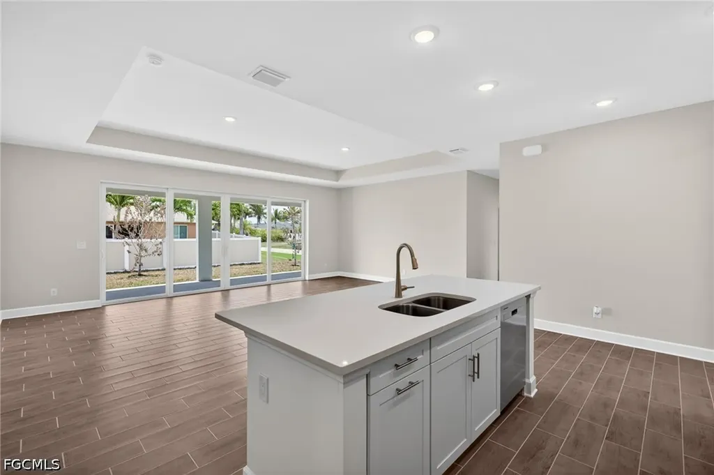 1748 NW 19th Street Cape Coral FL 33993